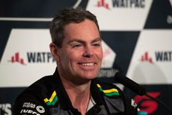 Craig Lowndes, Triple Eight Race Engineering Holden announces retirement 