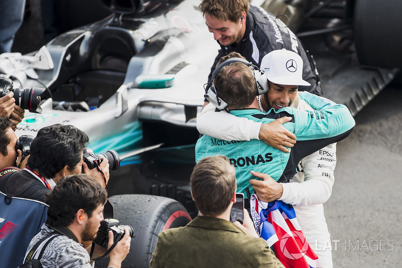 2017 World Champion Lewis Hamilton, Mercedes AMG F1