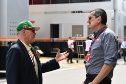 Peter Windsor, and Guenther Steiner, Haas F1 Team Principal