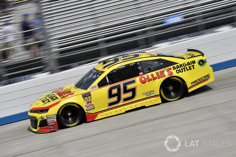 25. Kasey Kahne, Leavine Family Racing, Chevrolet Camaro Ollie's Bargain Outlet