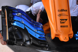 McLaren MCL33 front wing detail new version
