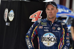 Kevin Harvick, Stewart-Haas Racing, Ford Fusion Busch Beer Flannel