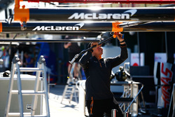 Механик McLaren