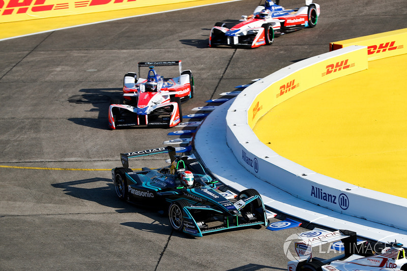 Mitch Evans, Jaguar Racing, Nick Heidfeld, Mahindra Racing, Felix Rosenqvist, Mahindra Racing