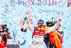 Podio:  ganador de la carrera Daniel Abt, Audi Sport ABT Schaeffler