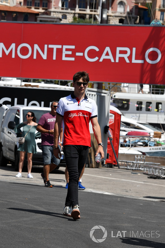 Charles Leclerc, Sauber walks the track