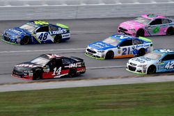 Clint Bowyer, Stewart-Haas Racing Ford, Jimmie Johnson, Hendrick Motorsports Chevrolet, Ryan Blaney,