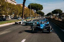 Sébastien Buemi, Renault e.Dams leadsNelson Piquet Jr., Jaguar Racing leads Lucas di Grassi, Audi Sport ABT Schaeffler leads Luca Filippi, NIO Formula E Team