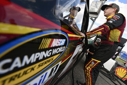 Riley Herbst, Kyle Busch Motorsports, Toyota Tundra Advance Auto Parts