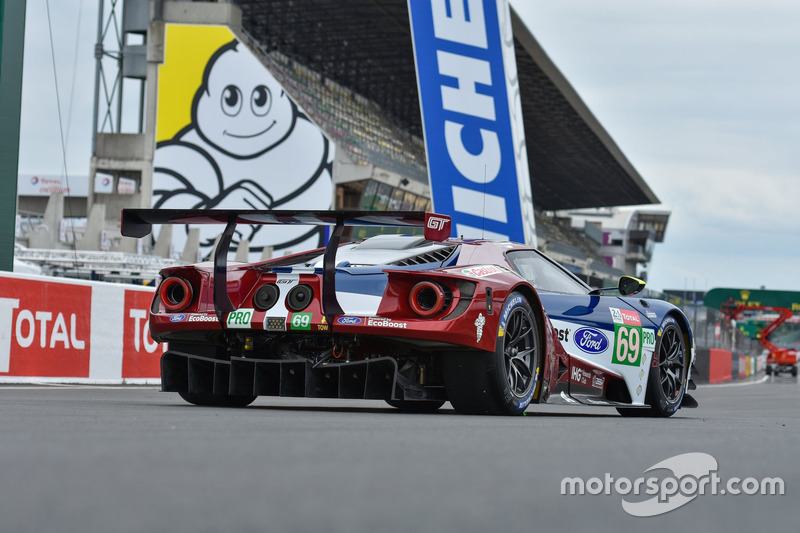 #69 Ford Chip Ganassi Racing Ford GT