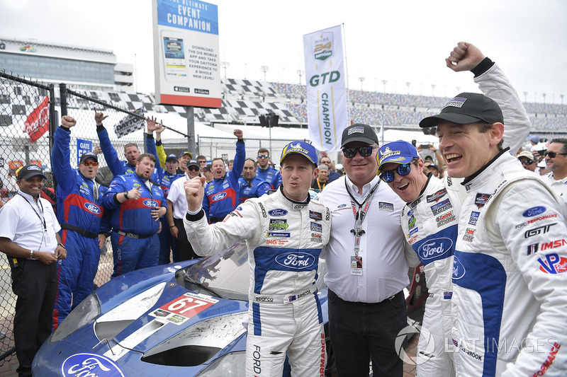 #67 Chip Ganassi Racing Ford GT, GTLM: Ryan Briscoe, Richard Westbrook, Scott Dixon and Chip Ganassi