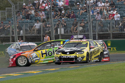 Nick Percat, Brad Jones Racing Holden, Lee Holdsworth, Team 18 Holden crash