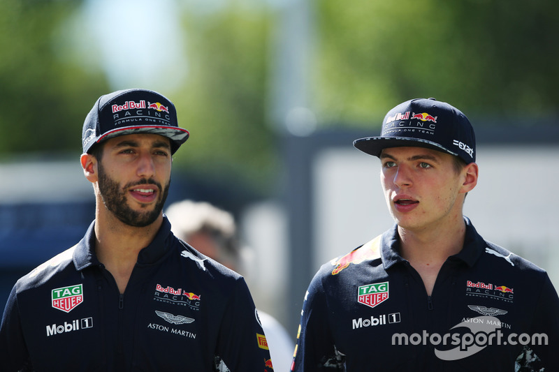 Daniel Ricciardo, Red Bull Racing; Max Verstappen, Red Bull Racing