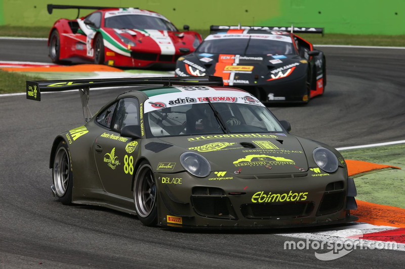 Porsche 997 GT3 R #88, Ebimotors: Venerosi-Baccani