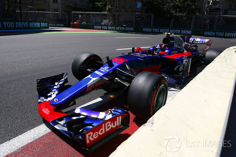 Toro Rosso 2017: Carlos Sainz Jr, Toro Rosso STR12
