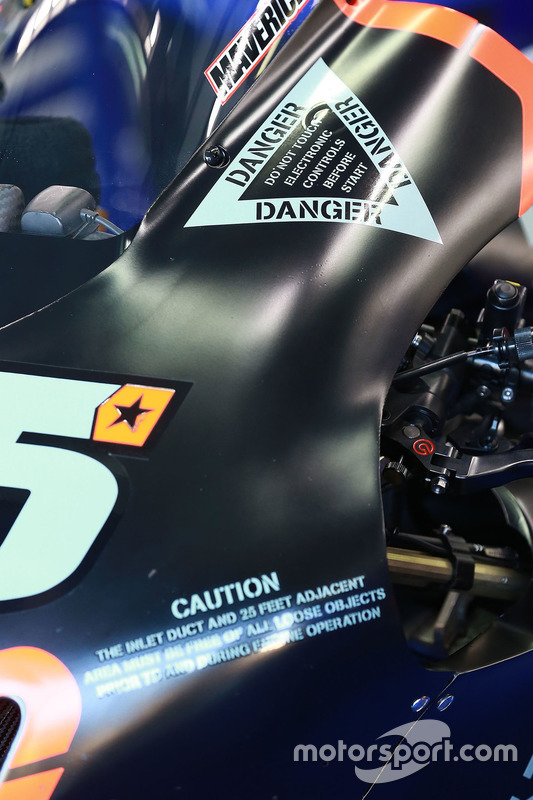 Maverick Viñales, Yamaha Factory Racing detalle de la moto