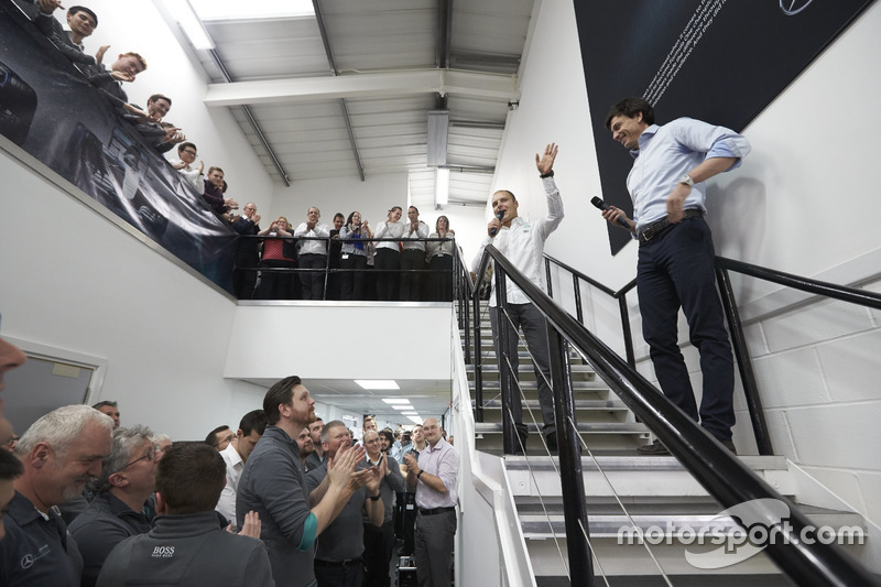 Valtteri Bottas, Mercedes, Toto Wolff, Director ejecutivo Mercedes AMG F1