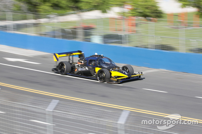 DevBot 2, voiture de développement de Roborace