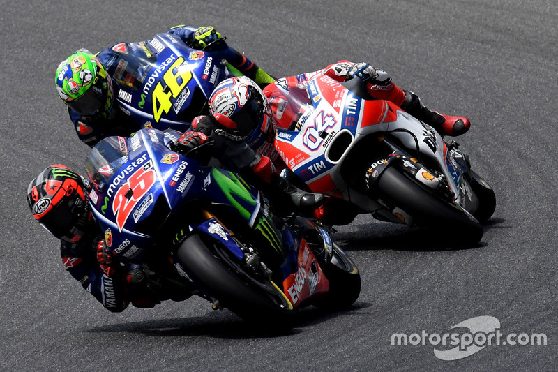 Valentino Rossi se quedó sin podio en su carrera de casa