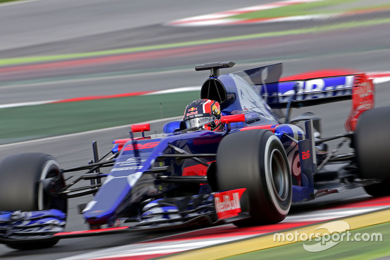 19: Daniil Kvyat, Toro Rosso STR12, 1:22.956, softs, day 2 (100 laps)
