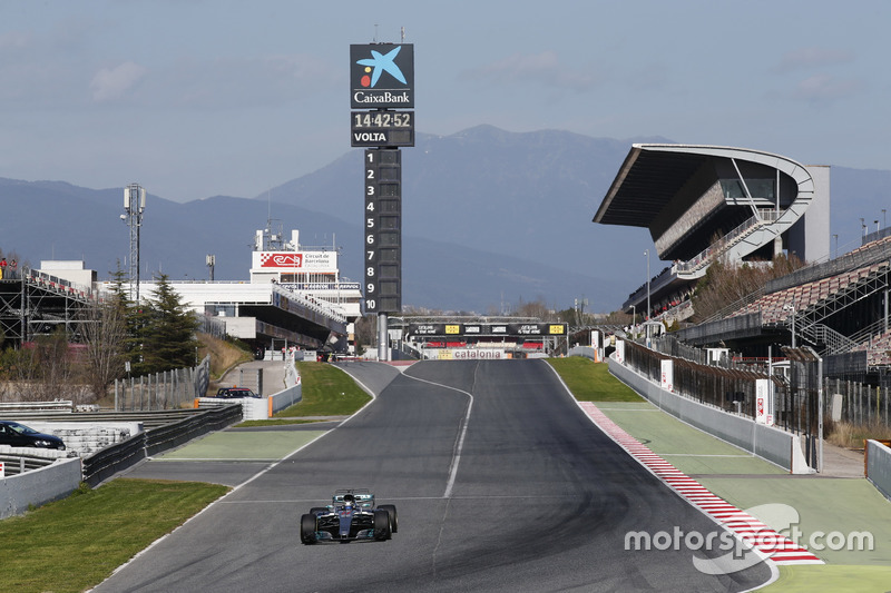 A segunda semana dos testes de pré-temporada teve início nesta terça-feira, em Barcelona.