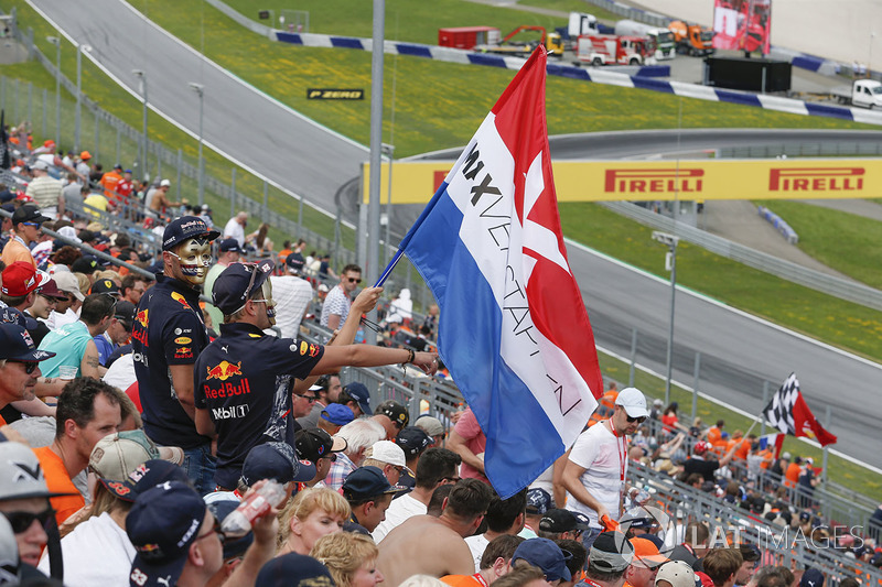 Fans von Max Verstappen