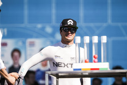 Nelson Piquet Jr., NEXTEV TCR Formula E Team, lors du tirage au sort pour les qualifications