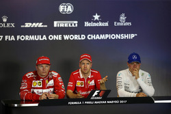 Conferencia de prensa: ganador de la carrera Sebastian Vettel, Ferrari, segundo lugar de Kimi Raikko