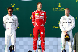 Podium: race winner Sebastian Vettel, Ferrari, second place Lewis Hamilton, Mercedes AMG F1, third p