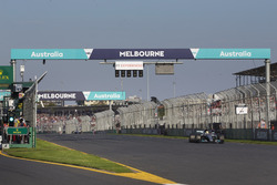 Lewis Hamilton, Mercedes AMG F1 W08