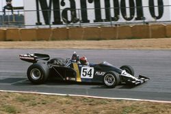 Tony Trimmer, Maki F102A