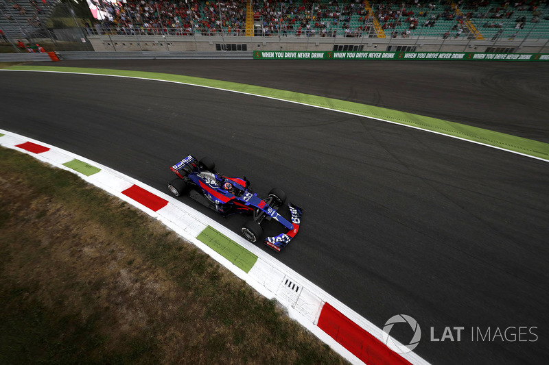 FP1 - Daniil Kvyat, Scuderia Toro Rosso STR12