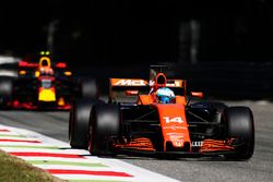 Fernando Alonso, McLaren MCL32