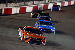 Daniel Suárez, Joe Gibbs Racing Toyota, Aric Almirola, Richard Petty Motorsports Ford