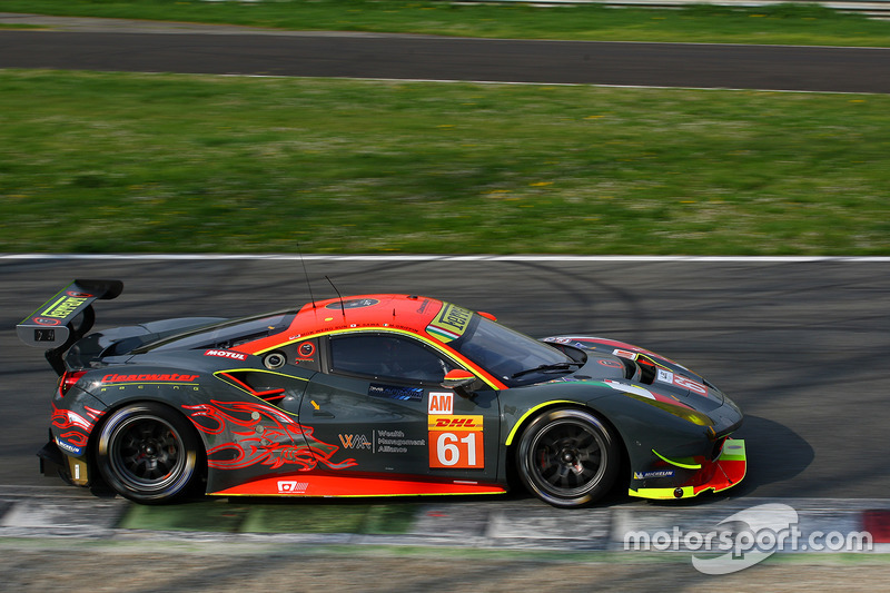 #61 Clearwater Racing Ferrari 488 GTE: Mok Weng Sun, Matt Griffin, Keita Sawa