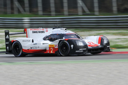 #2 Porsche Team Porsche 919 Hybrid: Timo Bernhard, Earl Bamber, Brendon Hartley