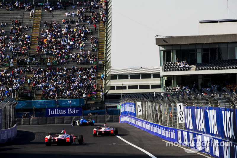 Felix Rosenqvist, Mahindra Racing; Nick Heidfeld, Mahindra Racing