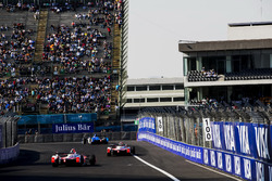 Felix Rosenqvist, Mahindra Racing; Nick Heidfeld, Mahindra Racing