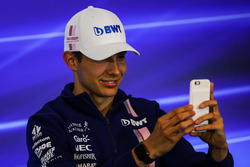 Esteban Ocon, Sahara Force India F1 en conférence de presse