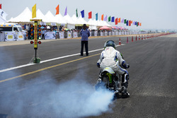 JK Tyre Vroom action