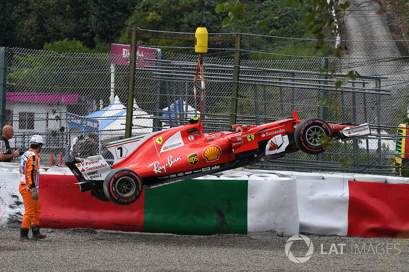 Ferrari, плохой прогноз: Скудерия не сможет быстро разобраться с новой машиной и титул вновь достанется соперникам