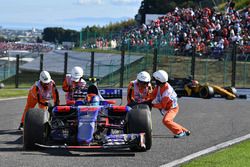 Carlos Sainz Jr., Scuderia Toro Rosso STR12 abandonne