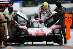 #2 Porsche Team Porsche 919 Hybrid: Timo Bernhard, Earl Bamber, Brendon Hartley
