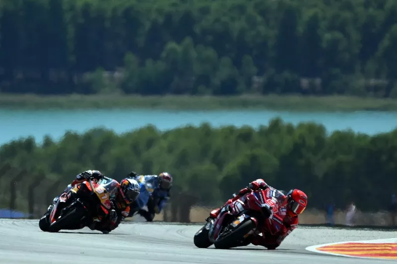 Marc Márquez, Ducati Team, Pedro Acosta, Red Bull KTM Factory Racing