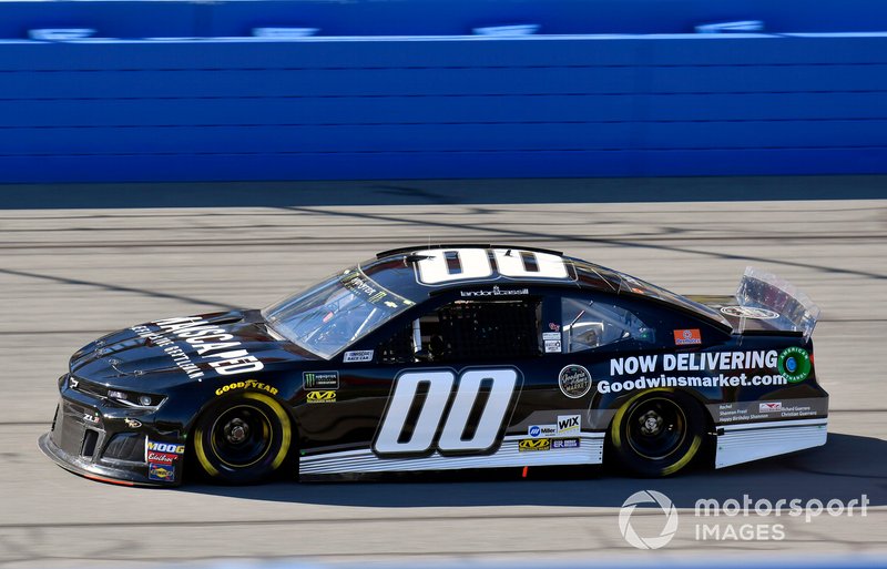 33. Landon Cassill, Manscaped Racing, Chevrolet Camaro Manscaped