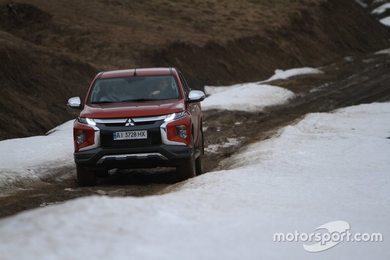 Mitsubishi L200