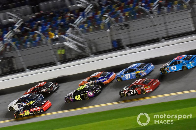 William Byron, Hendrick Motorsports, Chevrolet Camaro Axalta and Jimmie Johnson, Hendrick Motorsports, Chevrolet Camaro Ally