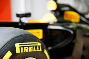 Pirelli logo detay