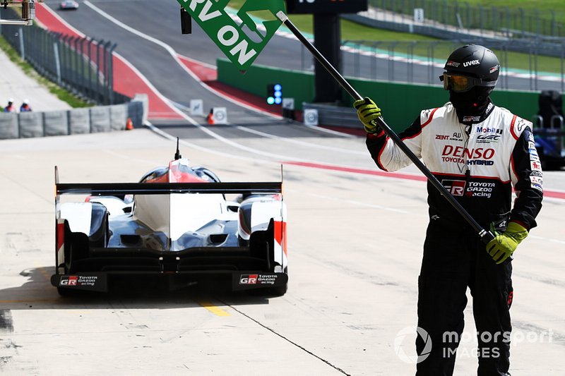 #7 Toyota Gazoo Racing Toyota TS050: Mike Conway, Jose Maria Lopez, Kamui Kobayashi