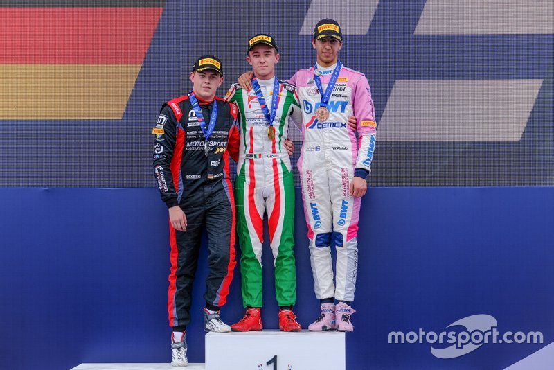 Podio F4